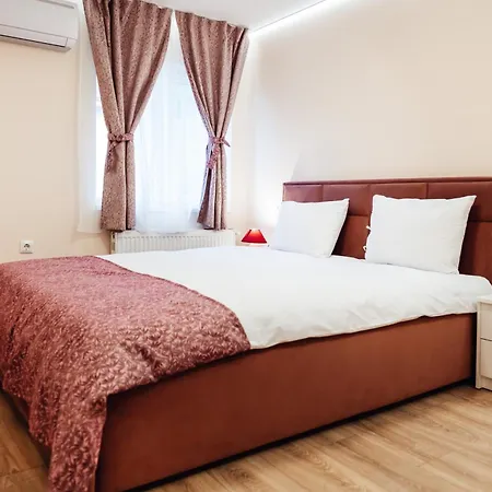 къща инфинити лукс и уют, вплетени в спомени Vakantiehuis Sapareva Banya